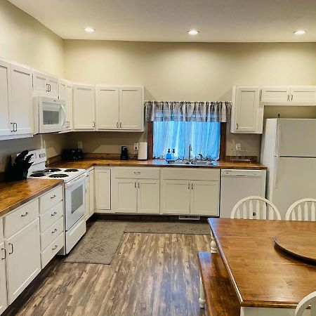 Modern Farmhouse 3 Bed, 2 Bath Apartment, Sleeps 7, Lots Of Space, Steps To Downtown, Honeywell & Eagles Theater Wabash Eksteriør bilde