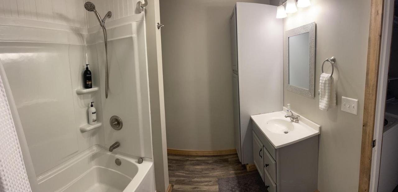 Modern Farmhouse 3 Bed, 2 Bath Apartment, Sleeps 7, Lots Of Space, Steps To Downtown, Honeywell & Eagles Theater Wabash Eksteriør bilde