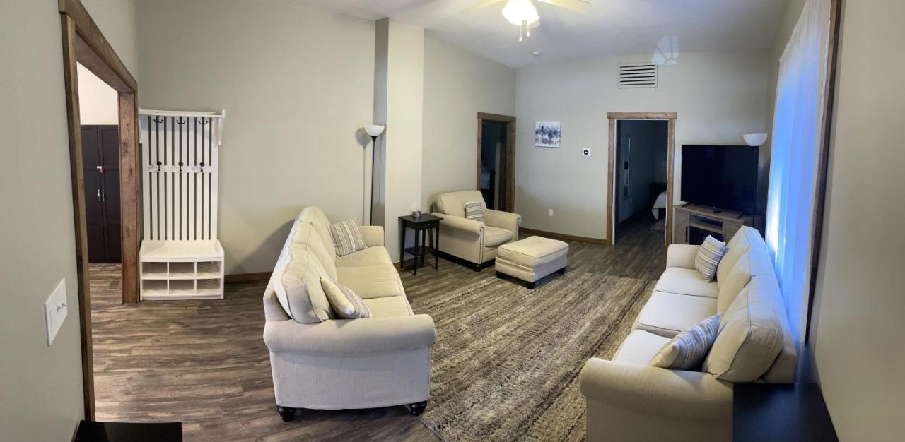 Modern Farmhouse 3 Bed, 2 Bath Apartment, Sleeps 7, Lots Of Space, Steps To Downtown, Honeywell & Eagles Theater Wabash Eksteriør bilde